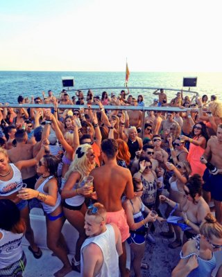 Hot College Coeds Go Wild On A Boat Party