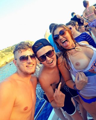 Hot College Coeds Go Wild On A Boat Party