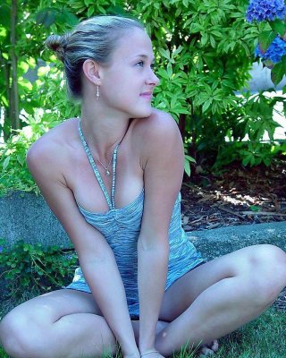 Pictures Of Teen Hottie Staci.ca Looking Pretty In The Grass