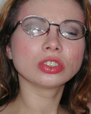 Pictures Of A Girlfriend Getting Jizzed On Her Glasses