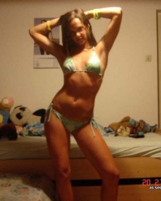 Bildauswahl von sexy versauten Amateur-Freundinnen beim Posieren
 #60663891