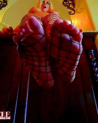 Pictures of got gisele giving a hot webcam tease
 #54567353