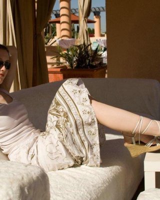 Bilder von teen cutie ava knight bereit, draußen zu ficken
 #53381386
