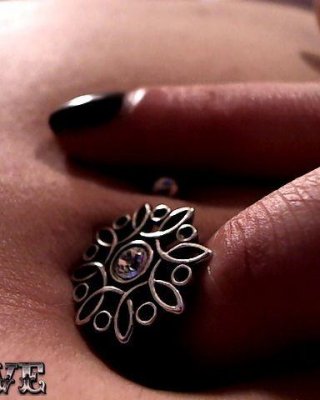 Bilder von xo eve zeigt ihre Körperteile vor der Webcam
 #60169861