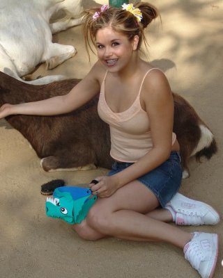 Pictures Of Teen Topanga Messing Around At A Zoo