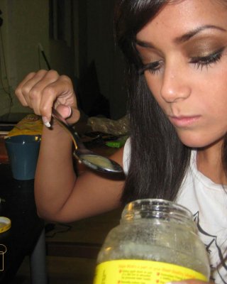 Pictures Of Teen Hottie Ivy Black Eating Apple Sauce