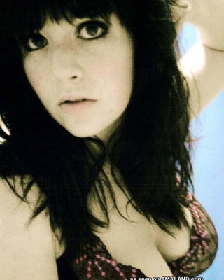 Pictures of a hot brunette teen taking pics of herself #60477852