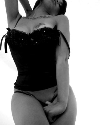 Hot Cam Girl Veronica In Some Classic Black And White Shots