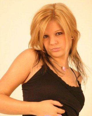 Bilder von teen babe britney virgin geben Sie eine langsame strip tease
 #53532737