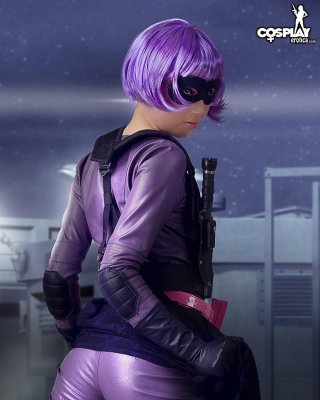 美人コスプレイヤーのステイシーがヒットガールに扮して登場
 #60007735