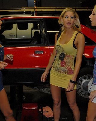 Bilder von sammie und nikki ficken halia hill
 #54631611