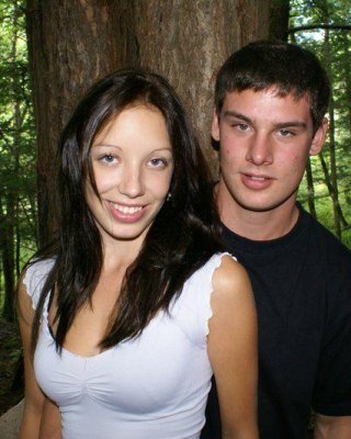 Bilder von Traum taylor gefickt und jizzed auf im Wald
 #54122493