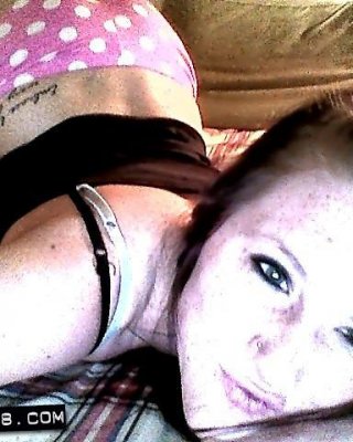 Bilder von Amateur teen Sommersprossen 18 haben Spaß im Bett
 #54415259