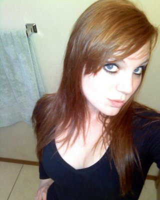 Redhead gf teilt einige heiße Selfies und Candids von ihrem heißen Körper
 #60795963
