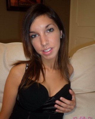 Bilder von teen Küken brittany preston zeigt ihren perfekten Arsch
 #53540049