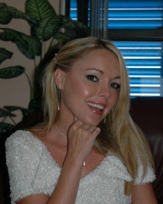 Bilder von trisha uptown geben Sie eine heiße nonnude necken
 #60112811