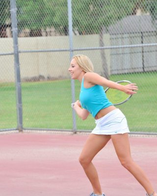 Pictures Of Shannon Playing An Incredible Game Of Tennis