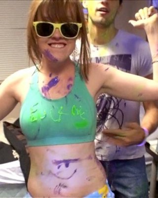 Geile College-Mädchen werden auf einer Party wild
 #60335758