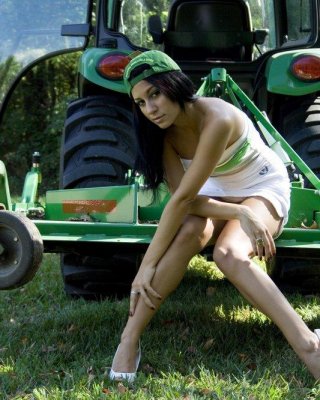 Pictures Of Raven Riley Playing Golf In The Nude