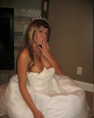 Pictures Of Teen Bride Melissa Midwest Sucking Cock On Her Wedding Day