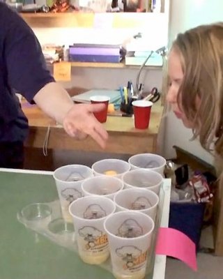 Geile College-Mädchen machen sich im Wohnheim breit
 #60333556
