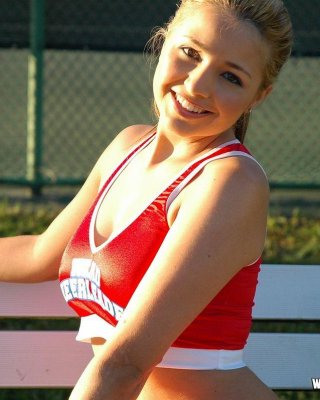 Bilder von Sandy Summers, die ein fantastischer Cheerleader ist
 #59907317