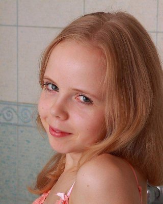Bilder von angie cutie wird ganz nass für dich
 #53195631
