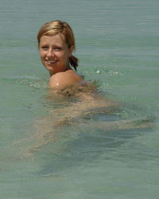 Pictures Of Teen Lindsey Marshal Going For A Skinny Dip On A Beach