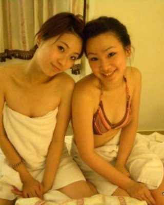 Compilation Of Naughty Non-nude Asian GFs Posing On Cam