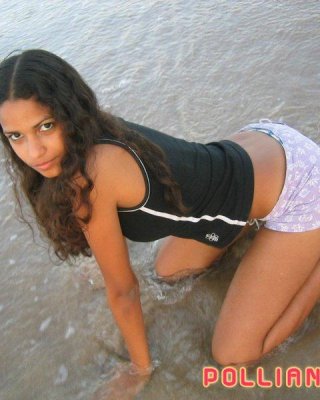 Pictures of Polliana having some fun on the beach #59834430