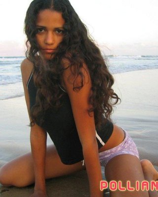 Pictures of Polliana having some fun on the beach #59834528