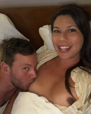 Kleine cucky will echte Männer seine gf zeigen
 #93366876