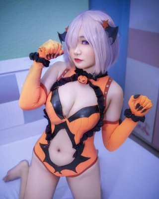 Schönheit von Cosplay 4
 #81591193