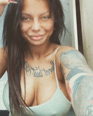 Hideg Vivi nackt #109391171