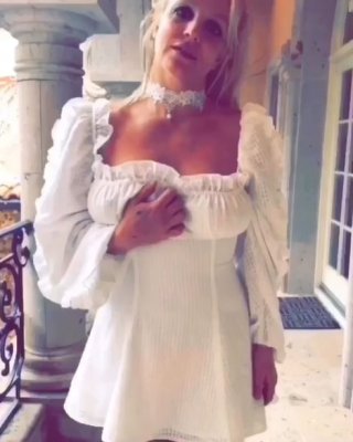 Britney Spears
 #99864471