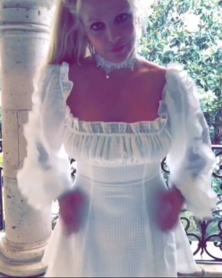 Britney Spears
 #99864473