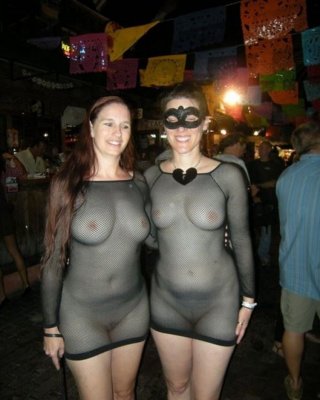 郊外の女性 539
 #103504925