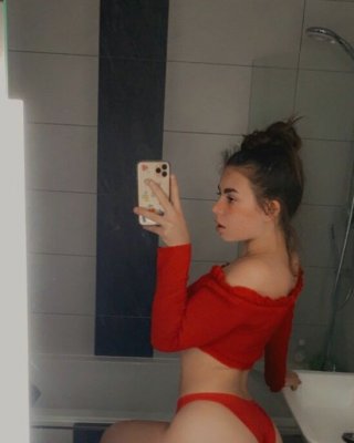 Lauren Alexis nackt #107506511