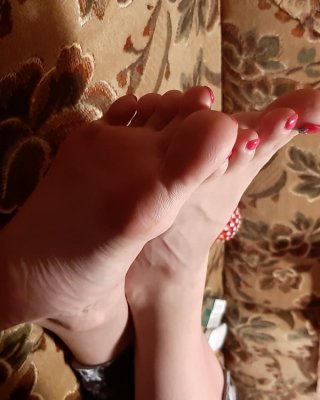 Long Toes