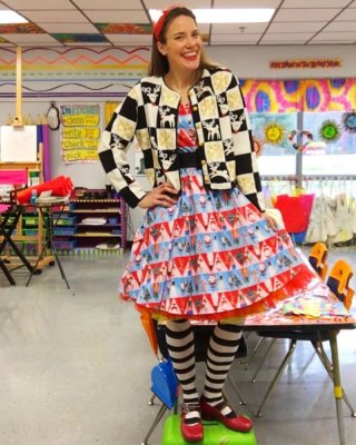 Lehrerin cassie
 #96910470