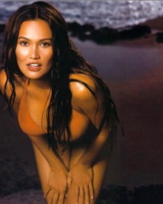 Tia carrere heiß
 #93156646