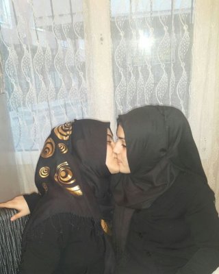 Hijab Lesbian - Hijab Lesbians Kisses Porn Pictures, XXX Photos, Sex Images #3850915 -  PICTOA