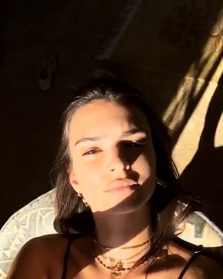 Emily ratajkowski sexy
 #79646487