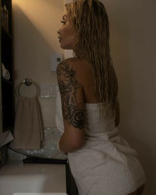 Elodie Baillargeon Roy nackt #108385837