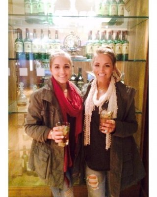 Mittwochs Ehefrauen und gf's
 #94853892