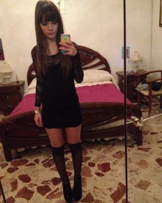 Nicht nackte, vollbusige Babes 17
 #95672156