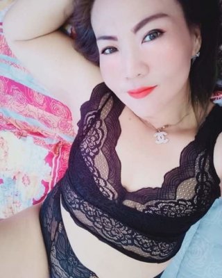 Mom Asian Bigtit