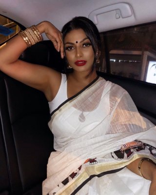 Delicious Desi Armpit