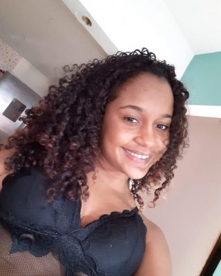Mulheres de cornos
 #90793511