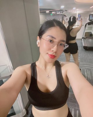 Asiatische Mädchen
 #105247450